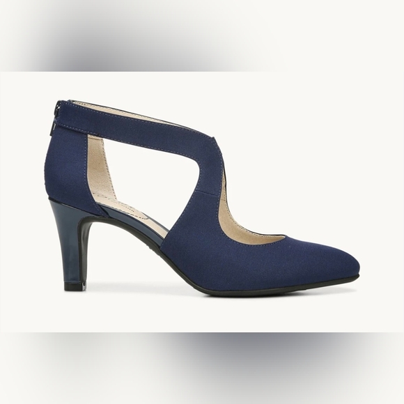 Life Stride Giovanna 2 Pump in Navy Suede 9.5 Wide Brand New - Picture 9 of 9